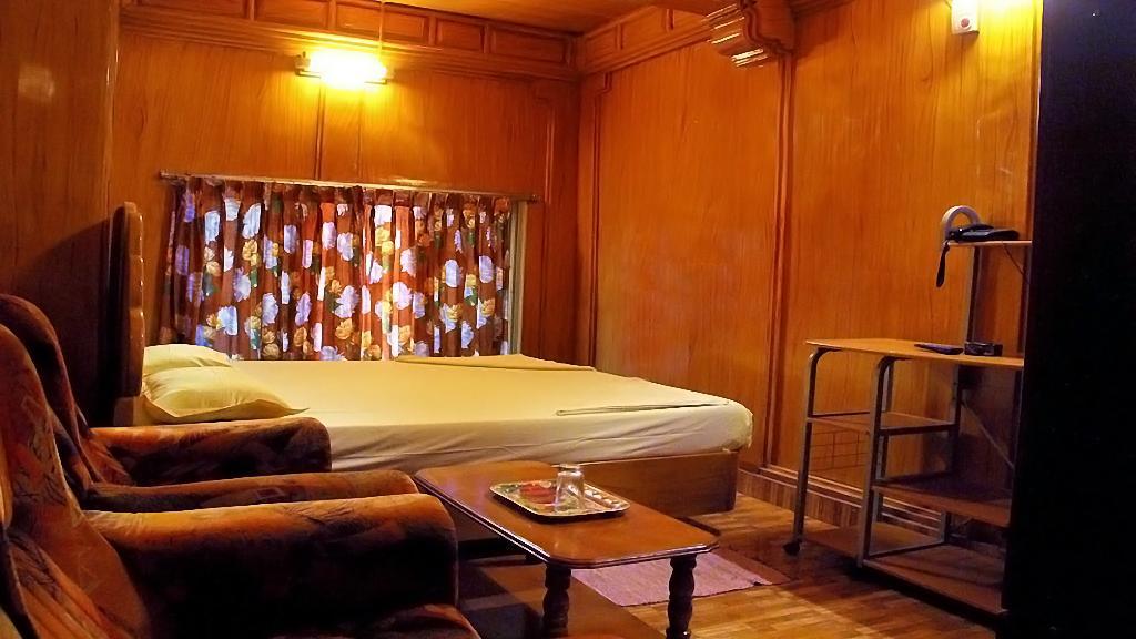 Hotel Sagar Kambam Exterior photo